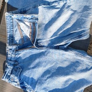 American Eagle Mom Straight Jean Size 6